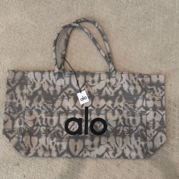 NWT - ALO Tote - Picture 1 of 3
